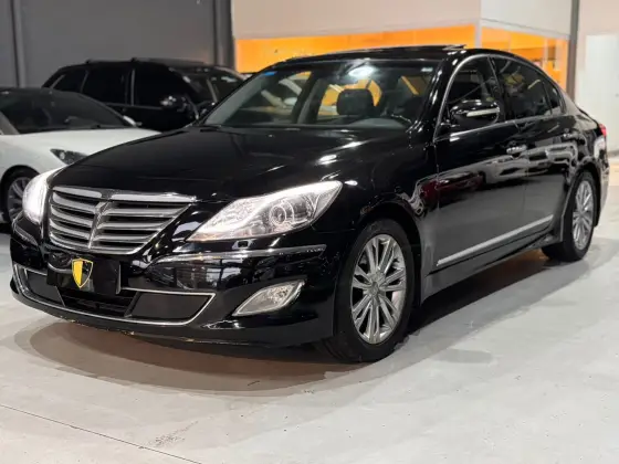 HYUNDAI GENESIS 3.8 V6 24V GASOLINA 4P AUTOMÁTICO