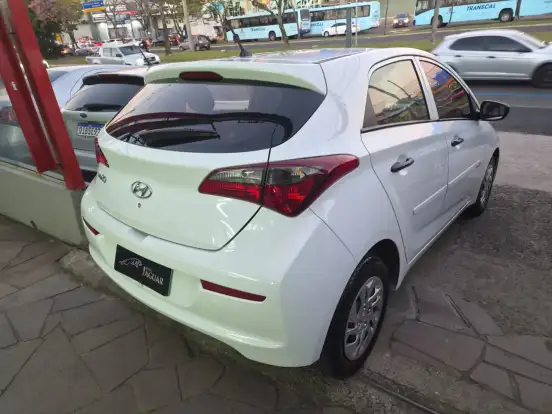 HYUNDAI-HB20-2018