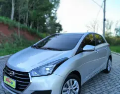 HYUNDAI HB20 1.6 COMFORT PLUS 16V FLEX 4P MANUAL HYUNDAI HB20 1.6 COMFORT PLUS 16V FLEX 4P MANUAL
