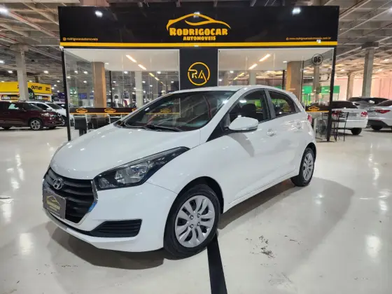 HYUNDAI HB20 1.6 COMFORT PLUS 16V FLEX 4P MANUAL