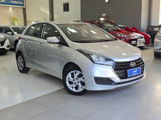 HYUNDAI HB20 1.0 COMFORT 12V FLEX 4P MANUAL