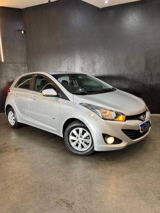 HYUNDAI HB20 1.0 COMFORT PLUS 12V FLEX 4P MANUAL