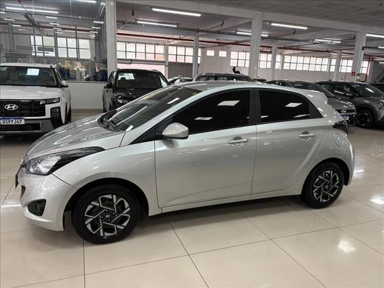 HYUNDAI HB20 1.6 COMFORT PLUS 16V FLEX 4P MANUAL