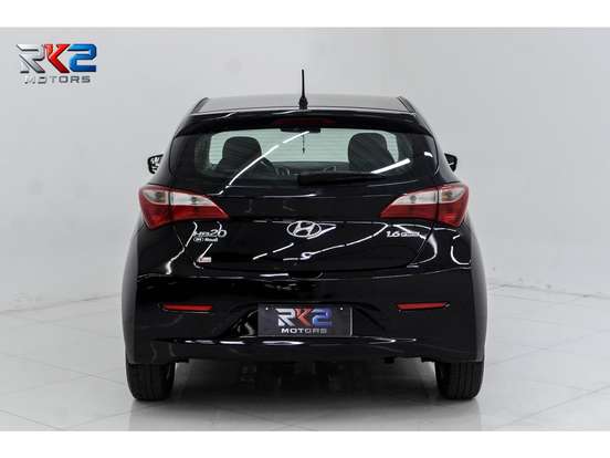 HYUNDAI-HB20-1.6 PREMIUM 16V FLEX 4P MANUAL HYUNDAI-HB20-2014