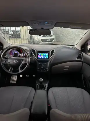 HYUNDAI-HB20S-2014