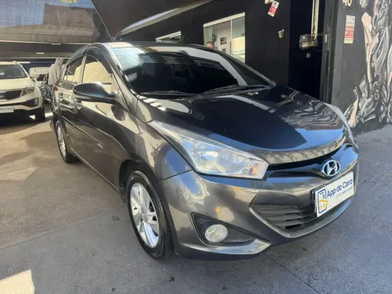 HYUNDAI HB20S 1.6 PREMIUM 16V FLEX 4P AUTOMÁTICO