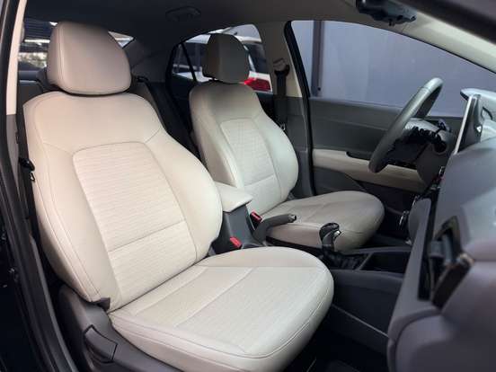 HYUNDAI-HB20S-2023