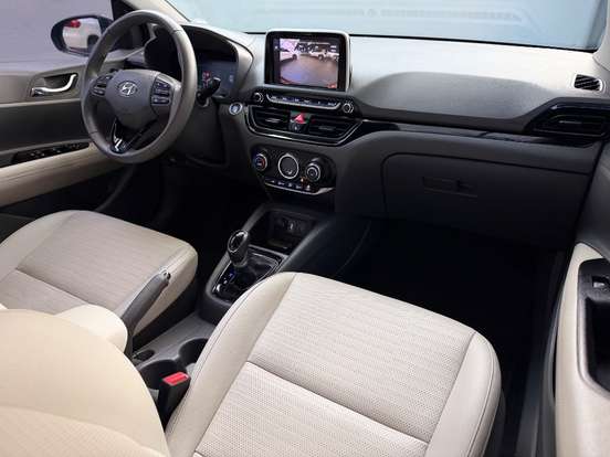 HYUNDAI-HB20S-2023