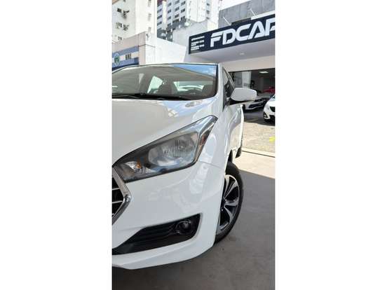 HYUNDAI-HB20S-2017