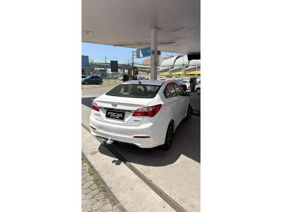 HYUNDAI-HB20S-1.6 COMFORT PLUS 16V FLEX 4P AUTOMÁTICO HYUNDAI-HB20S-2017
