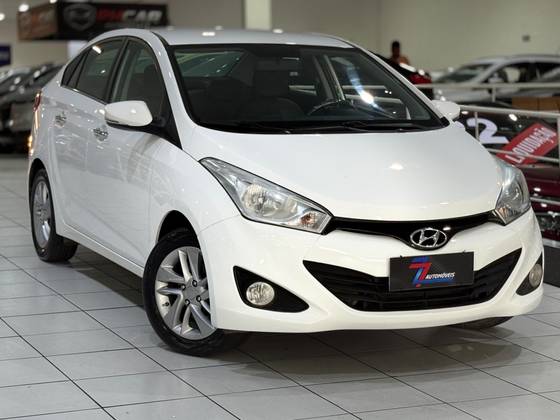 HYUNDAI HB20S 1.6 COMFORT PLUS 16V FLEX 4P AUTOMÁTICO