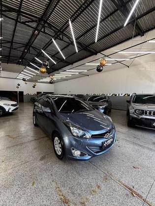 HYUNDAI HB20S 1.6 COMFORT PLUS 16V FLEX 4P MANUAL
