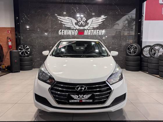 HYUNDAI HB20S 1.6 COMFORT STYLE 16V FLEX 4P AUTOMÁTICO