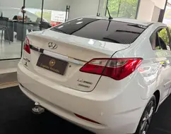 HYUNDAI HB20S 1.6 PREMIUM 16V FLEX 4P AUTOMÁTICO HYUNDAI HB20S 1.6 PREMIUM 16V FLEX 4P AUTOMÁTICO