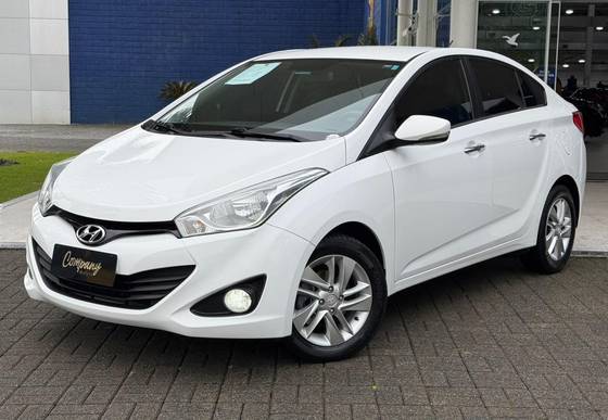 HYUNDAI HB20S 1.6 PREMIUM 16V FLEX 4P MANUAL