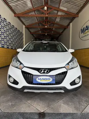 HYUNDAI-HB20X-2013