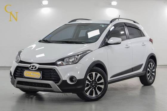 HYUNDAI HB20X 1.6 16V PREMIUM FLEX 4P AUTOMÁTICO