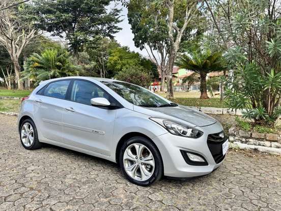 HYUNDAI-I30-2014