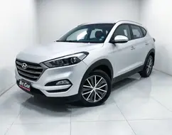 HYUNDAI TUCSON 1.6 16V T-GDI GASOLINA GL ECOSHIFT HYUNDAI TUCSON 1.6 16V T-GDI GASOLINA GL ECOSHIFT