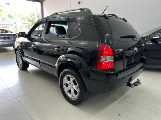 HYUNDAI-TUCSON-2009