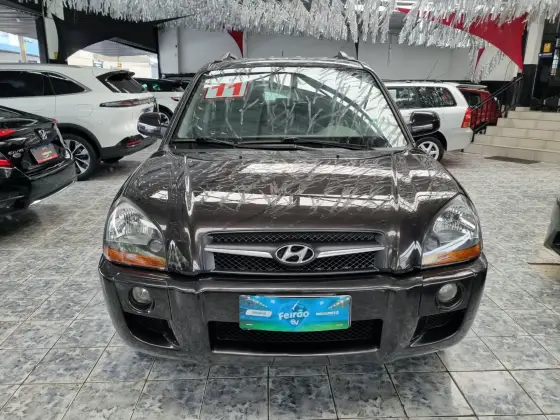 HYUNDAI TUCSON 2.0 MPFI GLS 16V 143CV 2WD GASOLINA 4P AUTOMÁTICO