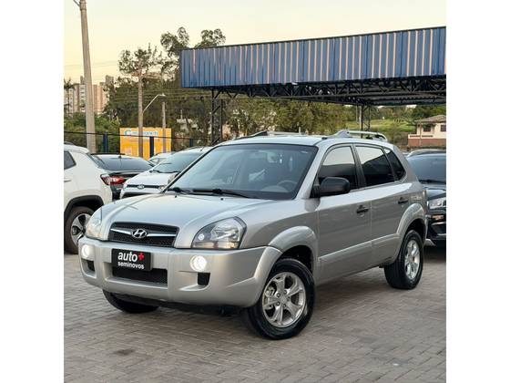 HYUNDAI TUCSON 2.0 MPFI GL 16V 142CV 2WD GASOLINA 4P MANUAL