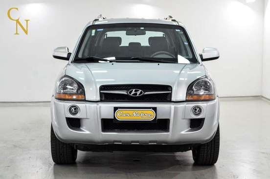 HYUNDAI-TUCSON-2.0 MPFI GLS 16V 143CV 2WD FLEX 4P AUTOMÁTICO HYUNDAI-TUCSON-2015