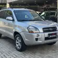HYUNDAI TUCSON 2.0 MPFI GLS 16V 143CV 2WD FLEX 4P AUTOMÁTICO HYUNDAI TUCSON 2.0 MPFI GLS 16V 143CV 2WD FLEX 4P AUTOMÁTICO