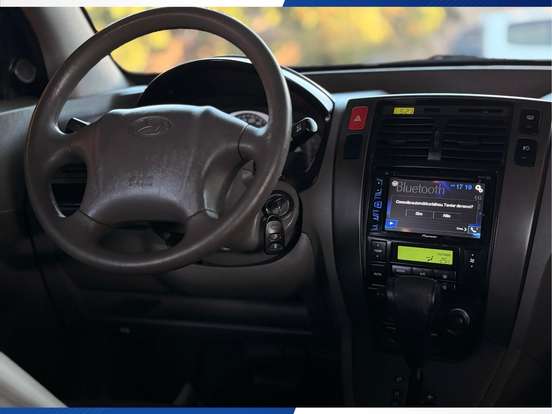 HYUNDAI-TUCSON-2.0 MPFI GLS 16V 143CV 2WD FLEX 4P AUTOMÁTICO HYUNDAI-TUCSON-2015