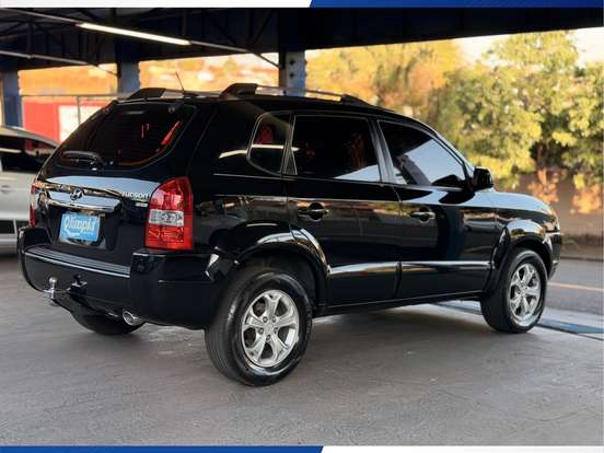 HYUNDAI-TUCSON-2.0 MPFI GLS 16V 143CV 2WD FLEX 4P AUTOMÁTICO HYUNDAI-TUCSON-2015