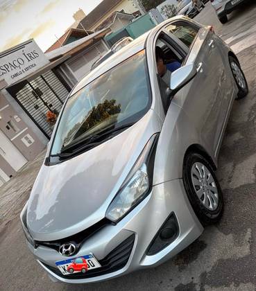 HYUNDAI HB20 1.0 COMFORT PLUS 12V FLEX 4P MANUAL