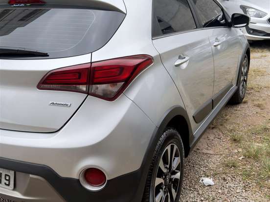 HYUNDAI-HB20X-1.6 16V STYLE FLEX 4P AUTOMÁTICO HYUNDAI-HB20X-2018
