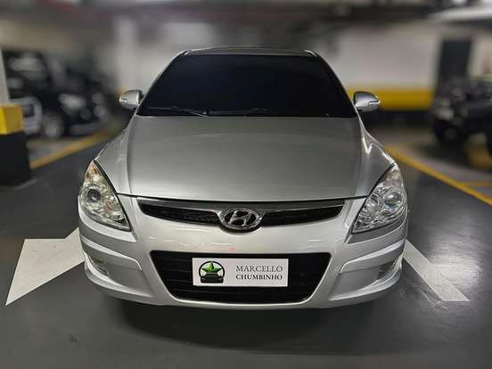 HYUNDAI-I30-2.0 MPFI GLS 16V GASOLINA 4P AUTOMÁTICO HYUNDAI-I30-2011