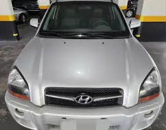 HYUNDAI TUCSON 2.0 MPFI GLS 16V 143CV 2WD FLEX 4P AUTOMÁTICO HYUNDAI TUCSON 2.0 MPFI GLS 16V 143CV 2WD FLEX 4P AUTOMÁTICO