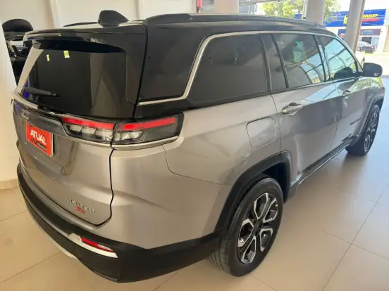 JEEP-COMMANDER-2022