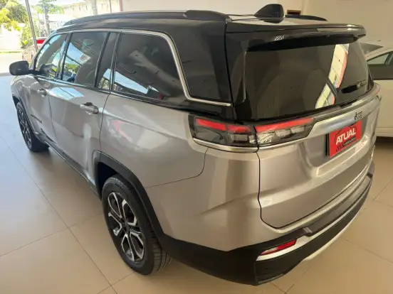 JEEP-COMMANDER-2022