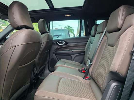 JEEP-COMMANDER-1.3 T270 TURBO FLEX OVERLAND AT6 JEEP-COMMANDER-2024