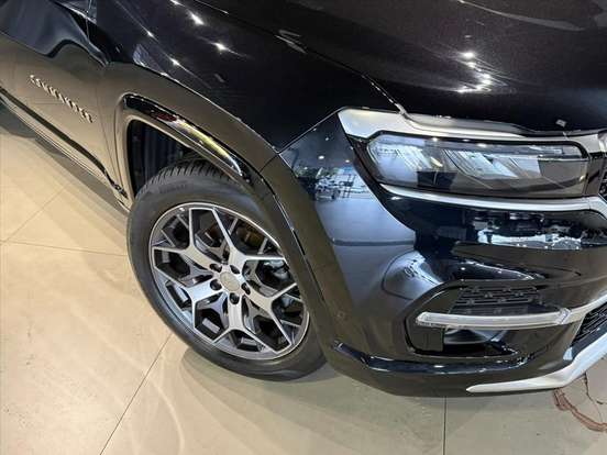 JEEP-COMMANDER-2024