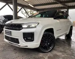 JEEP COMMANDER 2.0 HURRICANE 4 TURBO GASOLINA BLACKHAWK AT9 JEEP COMMANDER 2.0 HURRICANE 4 TURBO GASOLINA BLACKHAWK AT9