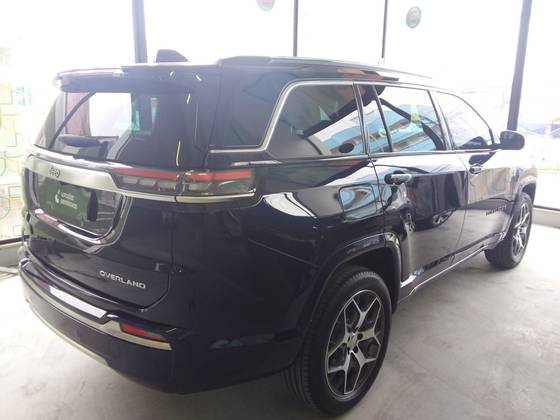 JEEP COMMANDER 2.0 TD380 TURBO DIESEL OVERLAND AT9