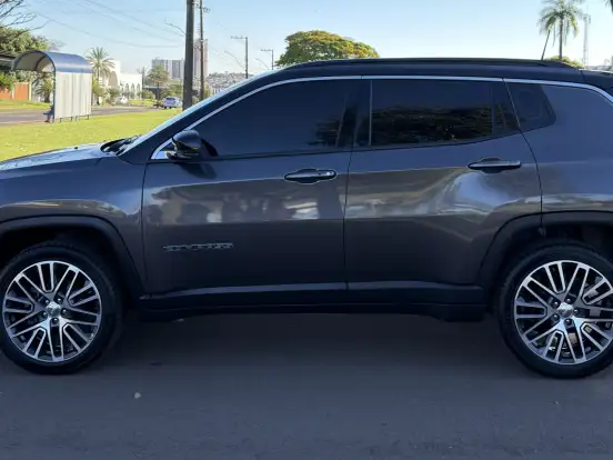 JEEP-COMPASS-1.3 T270 TURBO FLEX LIMITED AT6 JEEP-COMPASS-2023