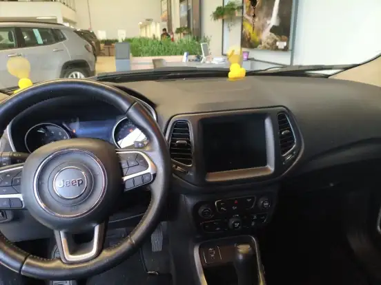 JEEP-COMPASS-2.0 16V FLEX LONGITUDE AUTOMÁTICO JEEP-COMPASS-2019