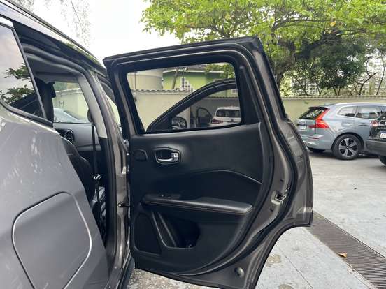 JEEP-COMPASS-2.0 16V FLEX LIMITED AUTOMÁTICO JEEP-COMPASS-2018
