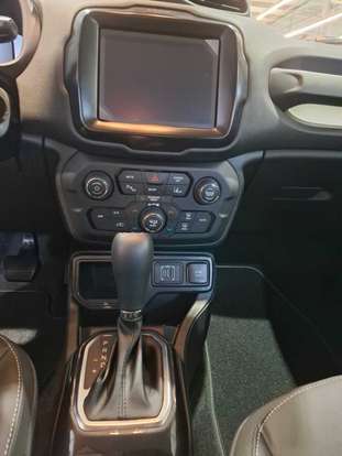 JEEP-RENEGADE-2025