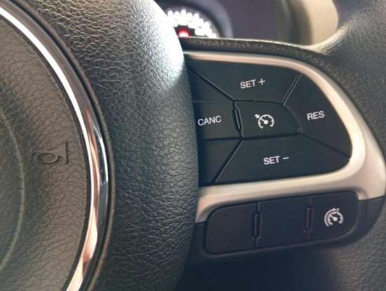 JEEP-RENEGADE-2020