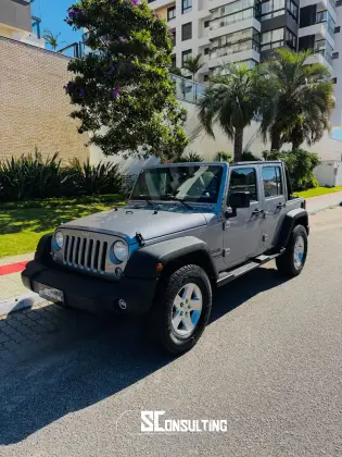 JEEP WRANGLER 3.6 UNLIMITED SPORT 4X4 V6 GASOLINA 4P AUTOMÁTICO