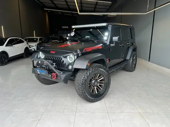 JEEP WRANGLER 3.6 UNLIMITED SPORT 4X4 V6 GASOLINA 4P AUTOMÁTICO