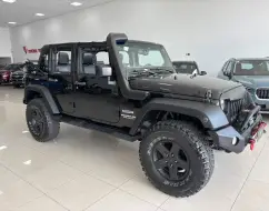 JEEP WRANGLER 3.6 UNLIMITED SPORT 4X4 V6 GASOLINA 4P AUTOMÁTICO JEEP WRANGLER 3.6 UNLIMITED SPORT 4X4 V6 GASOLINA 4P AUTOMÁTICO