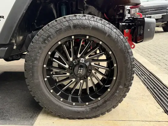 JEEP-WRANGLER-2012