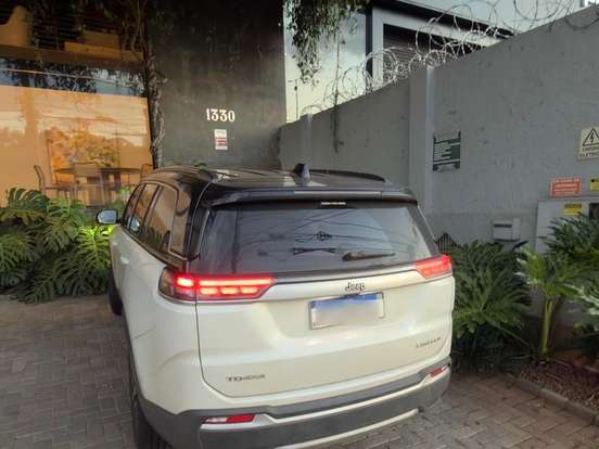 JEEP-COMMANDER-2.0 TD380 TURBO DIESEL LIMITED AT9 JEEP-COMMANDER-2022